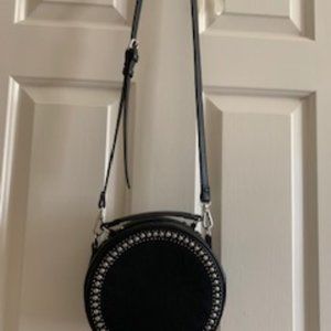 round cross body bag